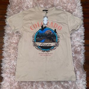 Boohoo Graphic t-shirt Size Small